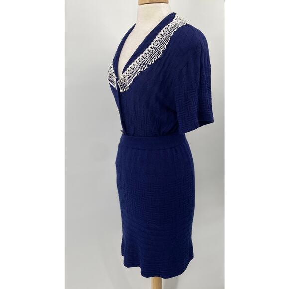 Vintage 2 Piece Skirt Set Crochet Knit Lace Trim Button Front Navy Blue XS/Small - Picture 9 of 12